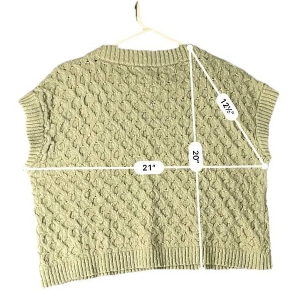Muse Magnolia Light Sage Green Cable Knit Cropped Sweater Sz‎ S Chunky Cotton